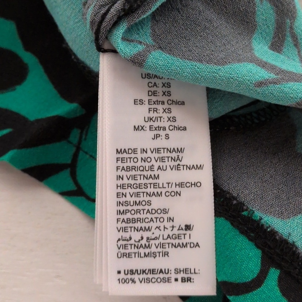 Resortwear Maxi Dress, XS, NWT, Tropical Floral, Vacation Ready - Picture 9 of 13